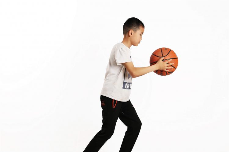 你的童年經(jīng)歷如何影響孩子的養(yǎng)育？