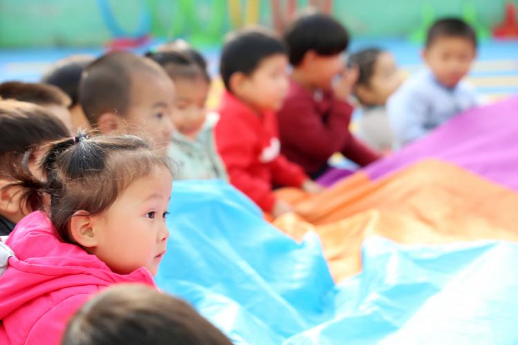 托育服務(wù)行業(yè)缺口高達百萬，日本、美國是如何解決托育難題？