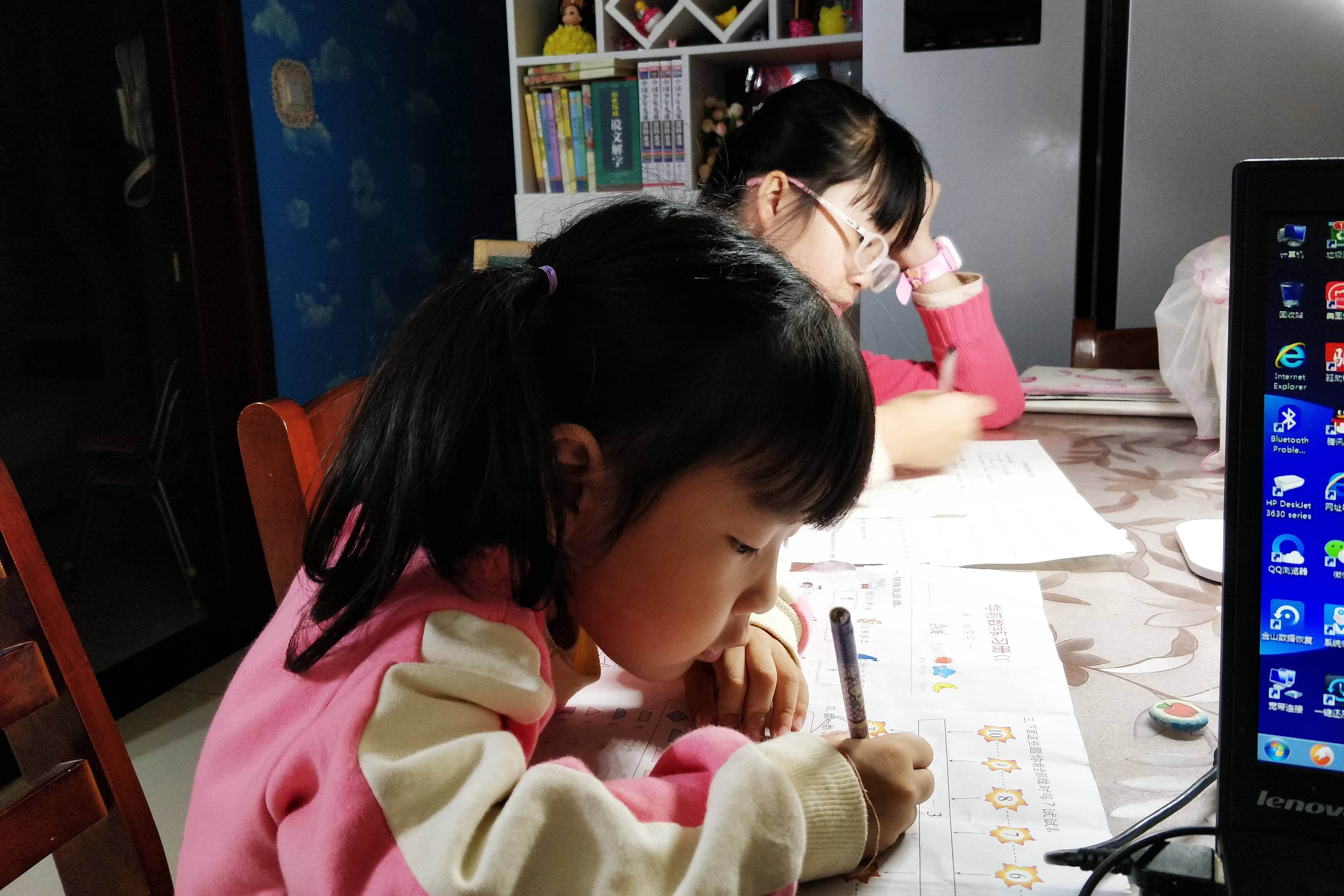 “減負(fù)后，我給孩子多報(bào)了3個(gè)班”