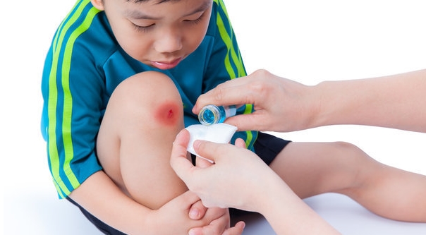 孩子常喊腿疼是生長痛？也可能是這幾種病