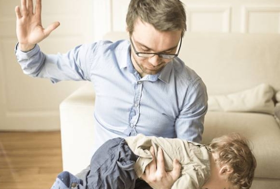 打孩子真的管用嗎？6招幫你有效管教熊孩子