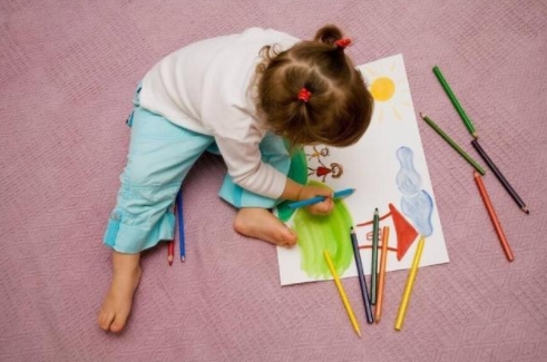 孩子的這些行為是自閉癥先兆，要警惕