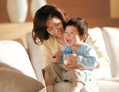 當(dāng)孩子說：媽媽，你說話不算數(shù)，你該反省了