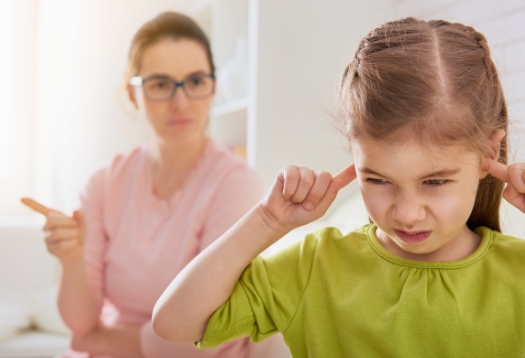 你敢說沒威脅過孩子？親貝網(wǎng)小編教你如何好好說話