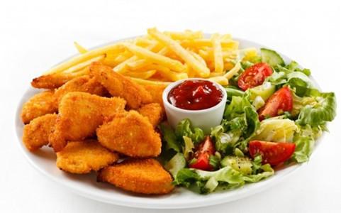 這些隱患極大的食物 千萬(wàn)別給寶寶吃