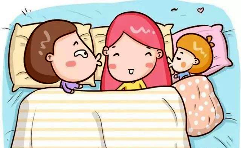 寶寶睡覺哪種更好 左右側(cè)睡還是躺著睡？