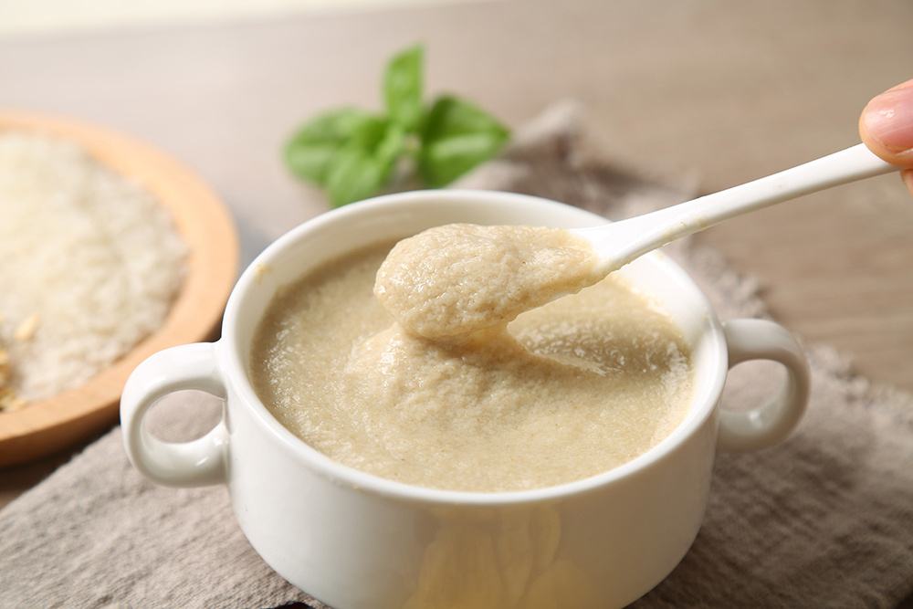 半歲寶寶怎么吃輔食比較好？6款營(yíng)養(yǎng)輔食做起來(lái)