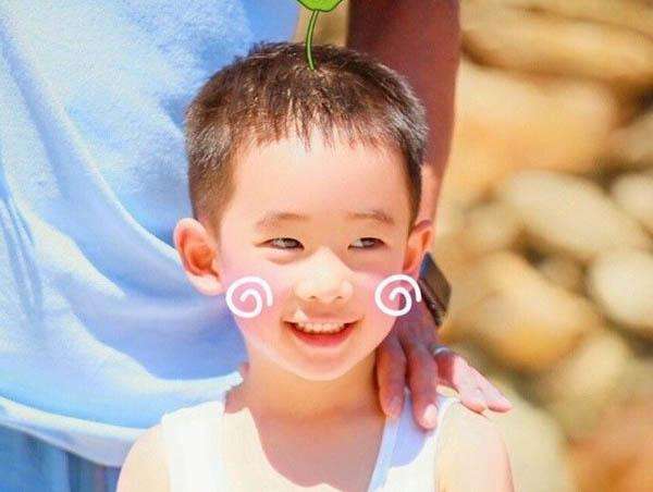 應(yīng)采兒的虎媽教育出圈？教給你怎么get小小春小甜椒同款