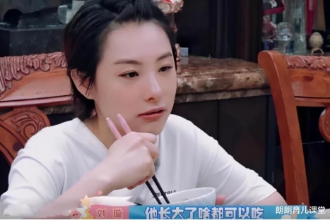 兒子4歲了劉璇仍不讓吃鹽，專家說(shuō)做法很正確