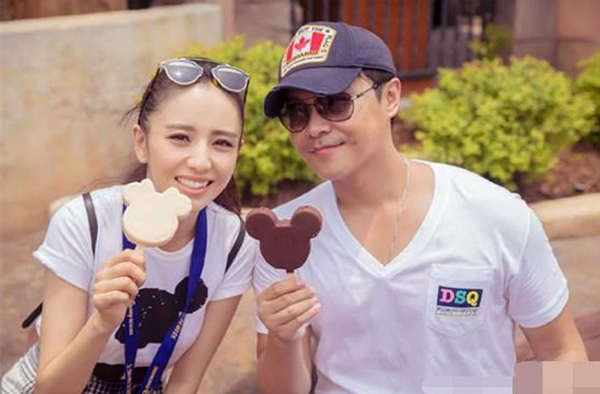 佟麗婭攜子探班陳思誠(chéng)，出軌風(fēng)波引熱議