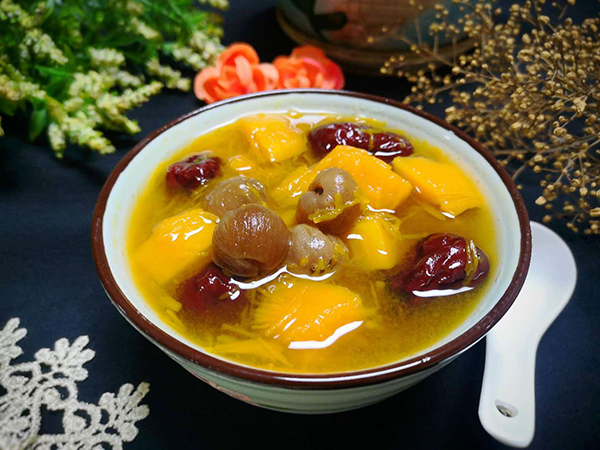 適合寒冷天氣喝的四種湯，驅(qū)寒保暖又長個兒