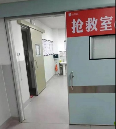 廣西兩歲女孩被勒脖窒息身亡，罪魁禍?zhǔn)拙故沁@件衣服