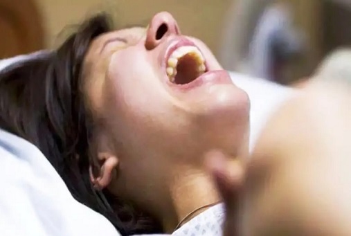 生孩子不僅是女人的生死劫，也是對產(chǎn)房外老公的一場考驗