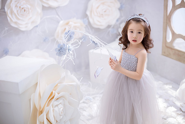 家有女寶寶最好別說(shuō)這三句話，哪怕只是開玩笑