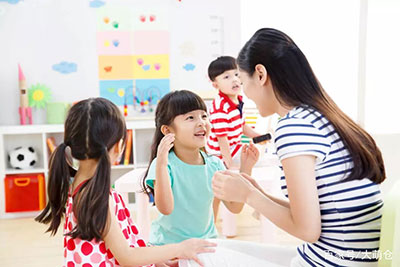 孩子太放得開，可能暗示教育方式不當