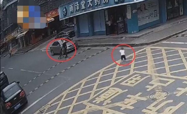 “傷”孩子的兩種教育場(chǎng)合，家長(zhǎng)莫踩雷