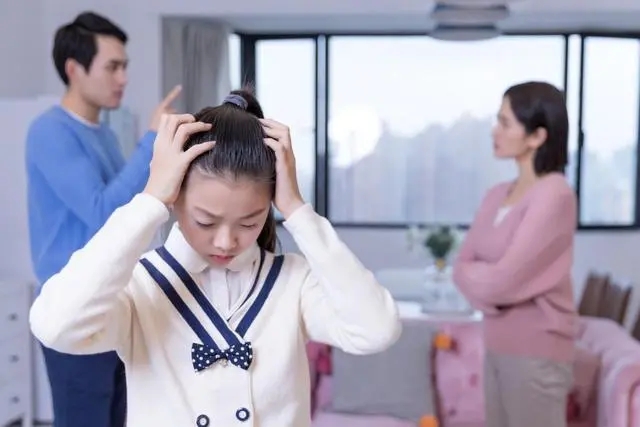 “我不想成為像你一樣的父母”，與原生家庭和解，就是一場(chǎng)騙局？