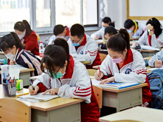 天津：注重內(nèi)涵建設，促進普通高中優(yōu)質(zhì)多樣特色發(fā)展