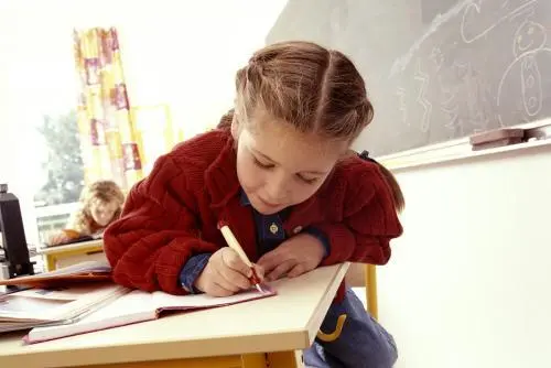 以更科學(xué)方式教育引導(dǎo)下一代