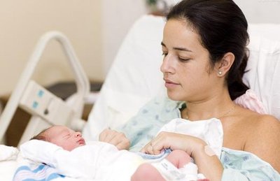 幾個小妙招，輕松應(yīng)對坐月子的尷尬事