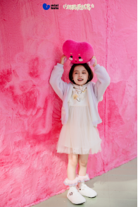 絨化秋冬，Mini Bala貼了貼南京紅山森林動(dòng)物園